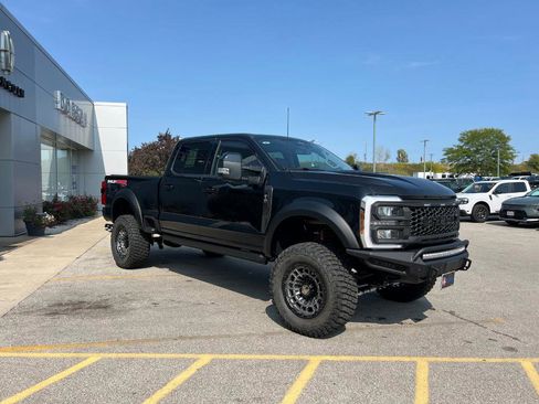 New 2025 Ford F250 Lariat w/ Lariat Ultimate Package image 4