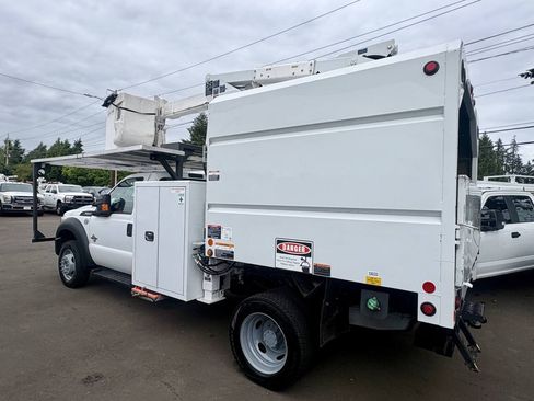 Used 2016 Ford F550 4x4 Regular Cab Super Duty image 4