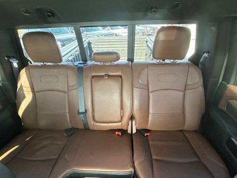 Used 2022 RAM 2500 Limited image 28