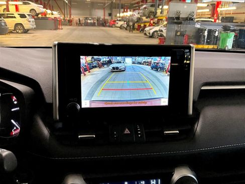 Used 2023 Toyota RAV4 XLE Premium image 19
