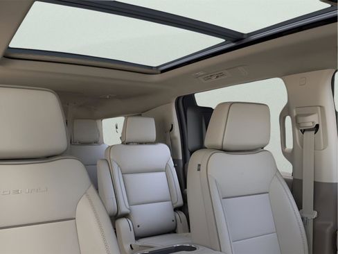 New 2026 GMC Yukon XL Denali w/ Denali Reserve Package image 24