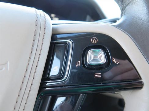 Used 2021 Lincoln Aviator Reserve w/ Equipment Group 201A image 14