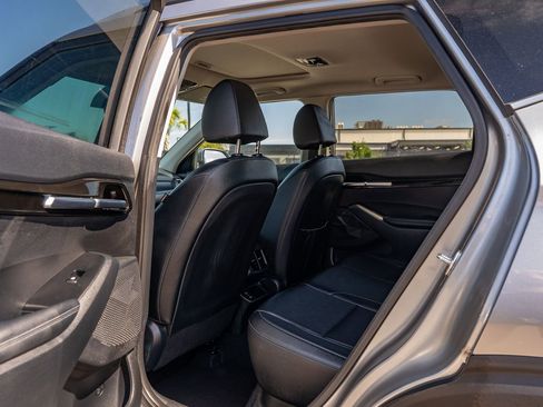 Used 2024 Kia Seltos EX AWD/4WD image 17