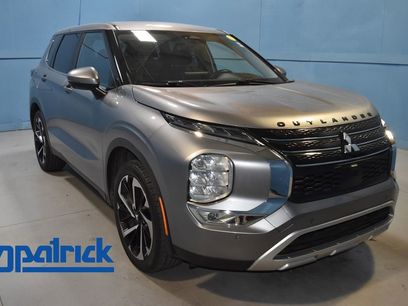 Used 2022 Mitsubishi Outlander SE