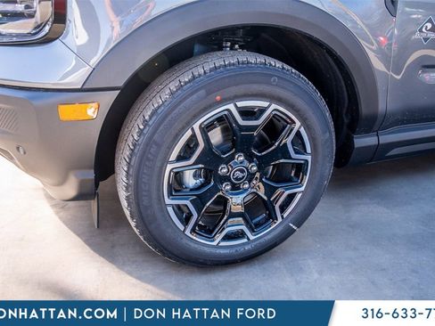 New 2025 Ford Bronco Sport Outer Banks w/ Outer Banks Tech Package+ image 38