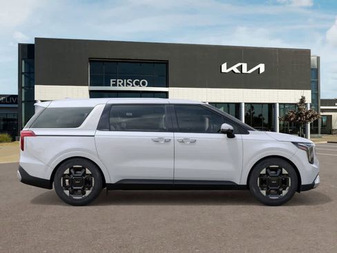 New 2026 Kia Carnival EX image 7