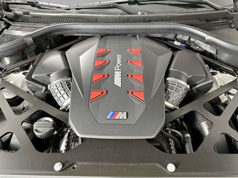 New 2025 BMW X5 M Competition w/ Executive Package image 31