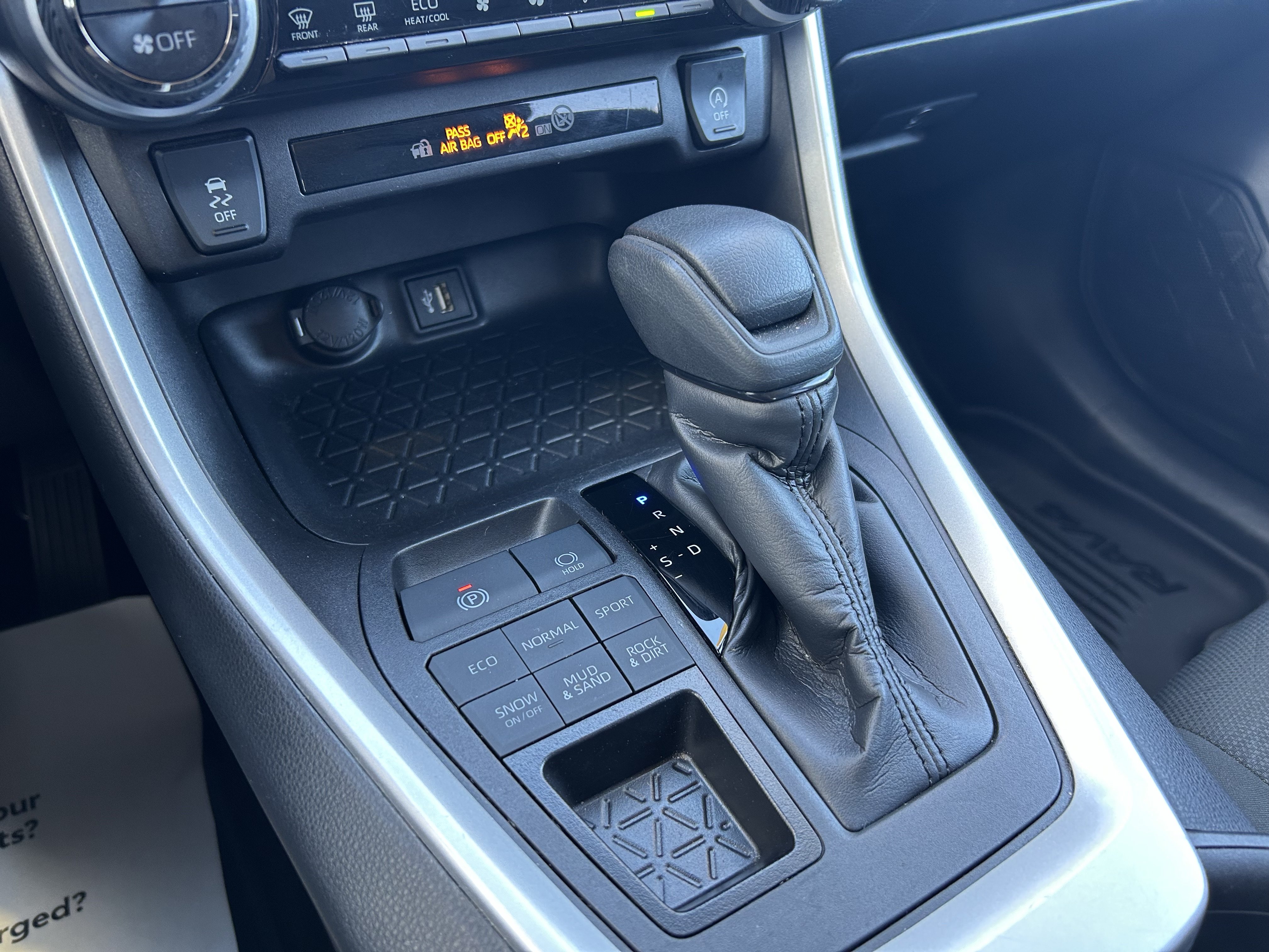Certified 2025 Toyota RAV4 XLE AWD/4WD image 23