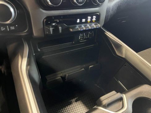 Used 2020 RAM 1500 Big Horn image 32