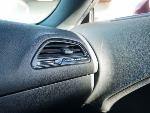 Used 2019 Dodge Challenger SXT w/ Blacktop Package image 30