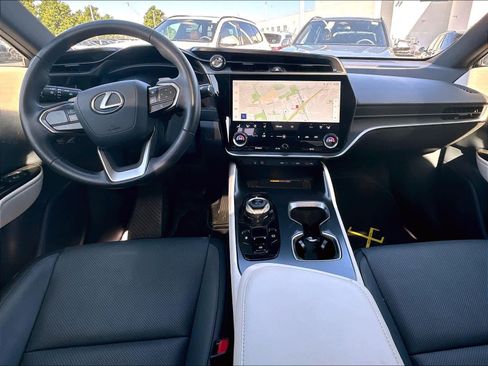 Used 2023 Lexus RZ 450e Premium w/ Technology Package AWD/4WD image 10