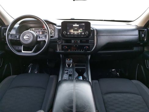 Used 2024 Nissan Pathfinder S w/ Cargo Package image 9