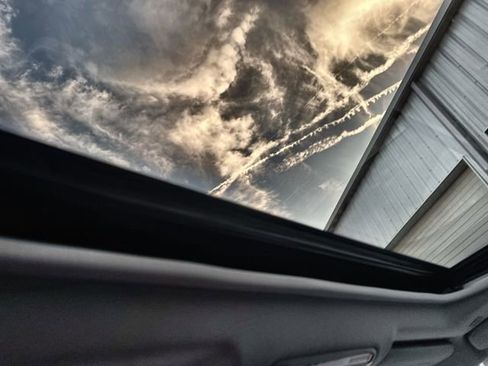 Used 2023 Toyota RAV4 XLE image 30