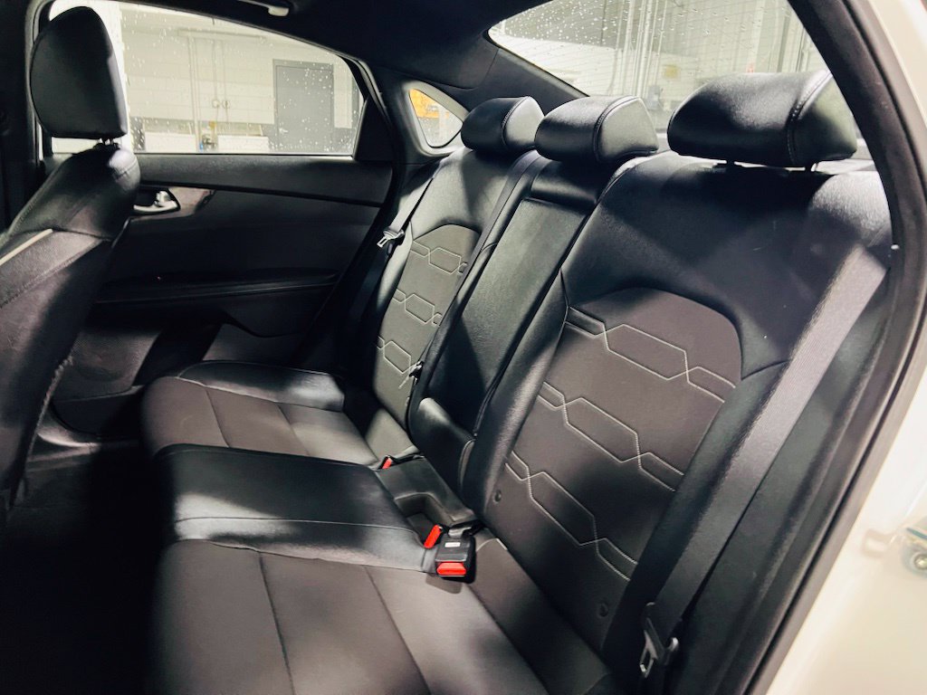 Used 2020 Kia Forte GT-Line w/ GT-Line Premium Package FWD image 26