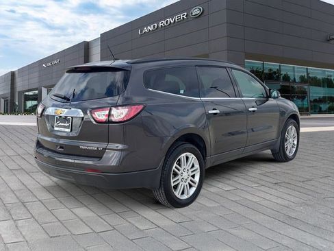 Used 2015 Chevrolet Traverse LT w/ Style and Technology Package image 5