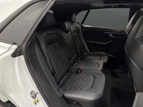 Used 2023 Audi SQ8 Prestige w/ Prestige Package image 33