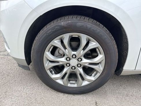 Used 2018 Buick Enclave Avenir w/ Avenir Technology Package AWD/4WD image 21
