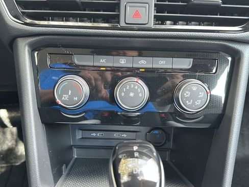 New 2026 Volkswagen Taos S image 18