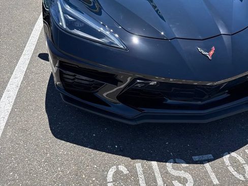 Used 2020 Chevrolet Corvette Stingray Preferred Cpe w/ 2LT Preferred Equipment Group RWD image 4