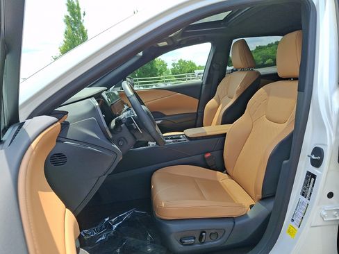 Used 2023 Lexus RX 350 Premium w/ Accessory Package AWD/4WD image 13