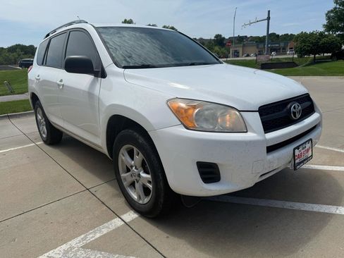 Used 2011 Toyota RAV4 4WD w/ Upgrade Value Pkg image 4