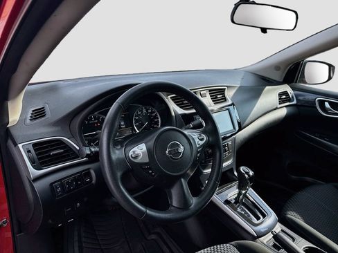 Used 2019 Nissan Sentra SR FWD image 9