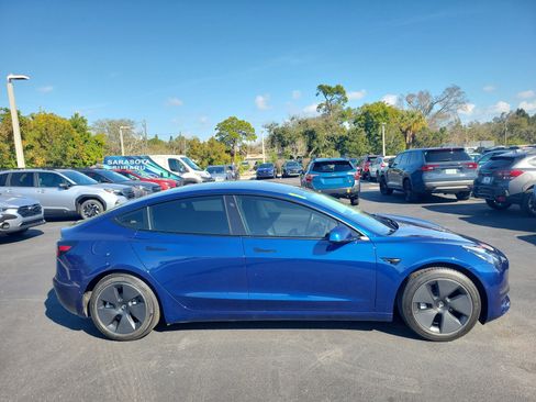 Used 2021 Tesla Model 3 Standard Range Plus image 7