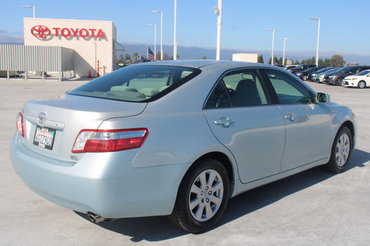 Used 2009 Toyota Camry Hybrid w/ Upgrade Pkg FWD image 3