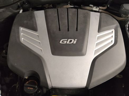 Used 2017 Hyundai Santa Fe Limited image 30