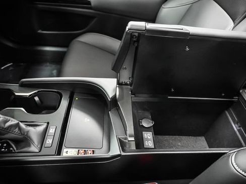 Certified 2025 Lexus ES 300h w/ Premium Package FWD image 18
