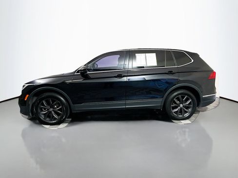 Used 2022 Volkswagen Tiguan SE AWD/4WD image 4