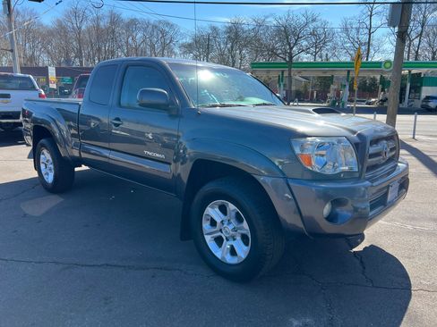 Used 2010 Toyota Tacoma 4x4 Access Cab V6 image 10
