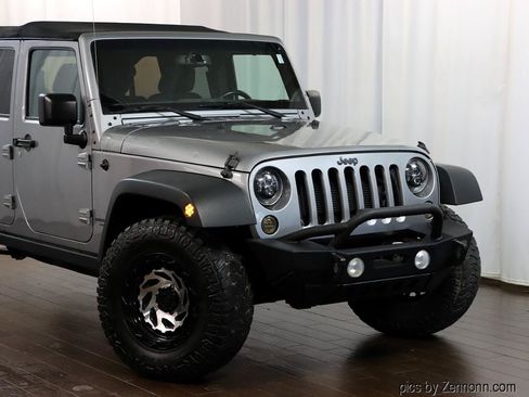 Used 2016 Jeep Wrangler Unlimited Sport w/ Quick Order Package 24S AWD/4WD image 2