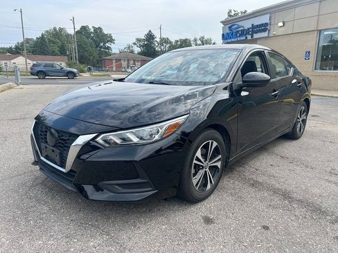 Used 2022 Nissan Sentra SV FWD image 1