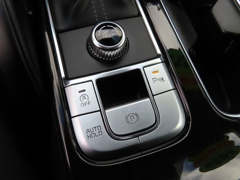 Certified 2025 Kia Telluride S FWD image 14