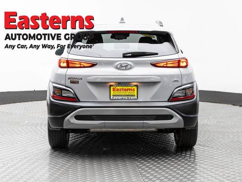 Used 2022 Hyundai Kona SEL AWD/4WD image 6