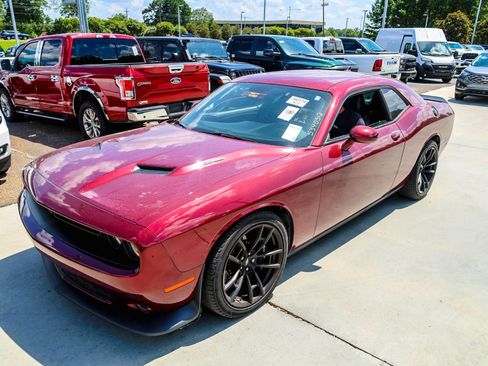 Used 2020 Dodge Challenger R/T Scat Pack w/ Dynamics Package RWD image 1