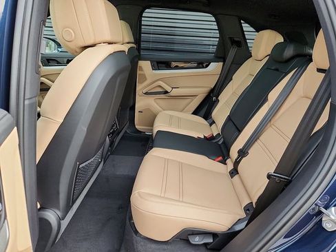 New 2026 Porsche Cayenne AWD/4WD image 13
