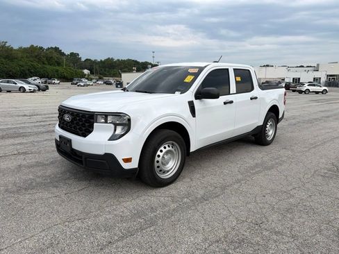 Used 2025 Ford Maverick XL w/ Equipment Group 101A AWD/4WD image 1
