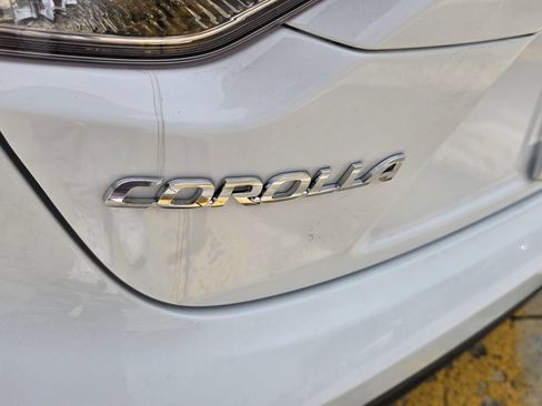 Used 2025 Toyota Corolla LE FWD image 15