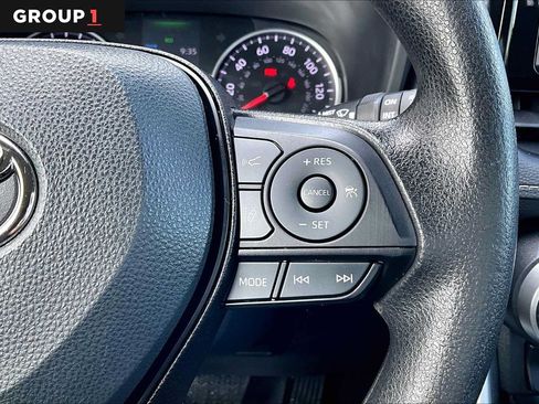 Certified 2022 Toyota RAV4 XLE AWD/4WD image 25