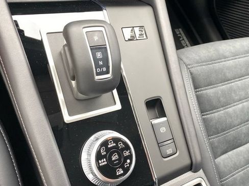 New 2026 Nissan Rogue SL AWD/4WD image 18