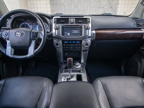Used 2016 Toyota 4Runner Limited AWD/4WD image 41