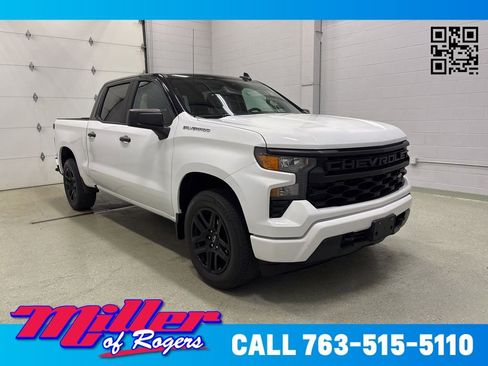 Used 2023 Chevrolet Silverado 1500 Custom AWD/4WD image 1