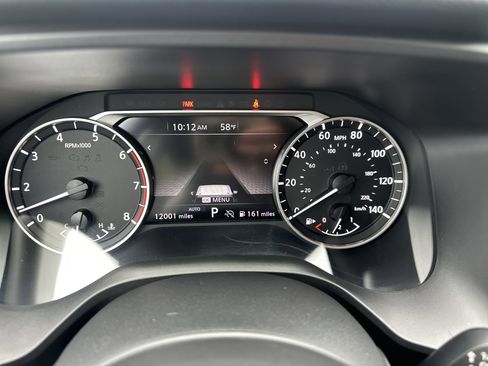 Used 2024 Nissan Rogue SV w/ SV Premium Package image 16