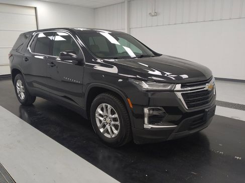 Used 2022 Chevrolet Traverse LS AWD/4WD image 13