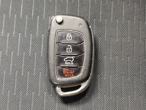 Used 2019 Hyundai Tucson SE w/ Cargo Package FWD image 32