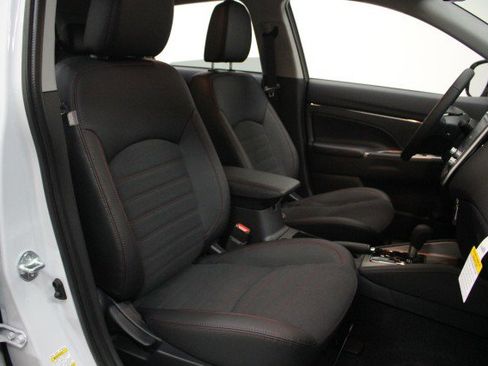 New 2026 Mitsubishi Outlander Sport SE image 19