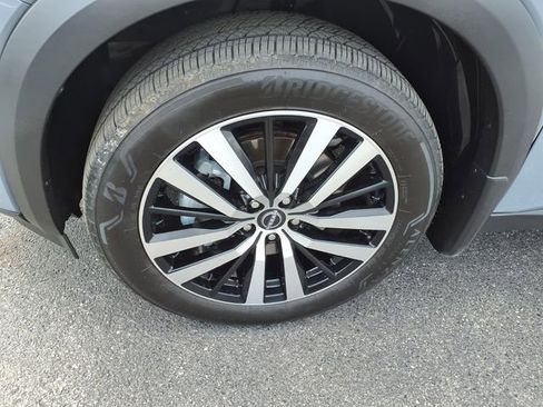 Used 2025 Nissan Pathfinder Platinum w/ Cargo Package image 5