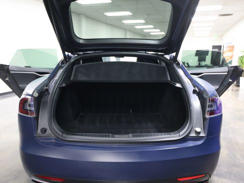 Used 2017 Tesla Model S 90D image 41